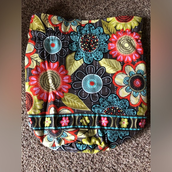 Vera Bradley water resistant drawstring bag. EUC - Picture 5 of 8